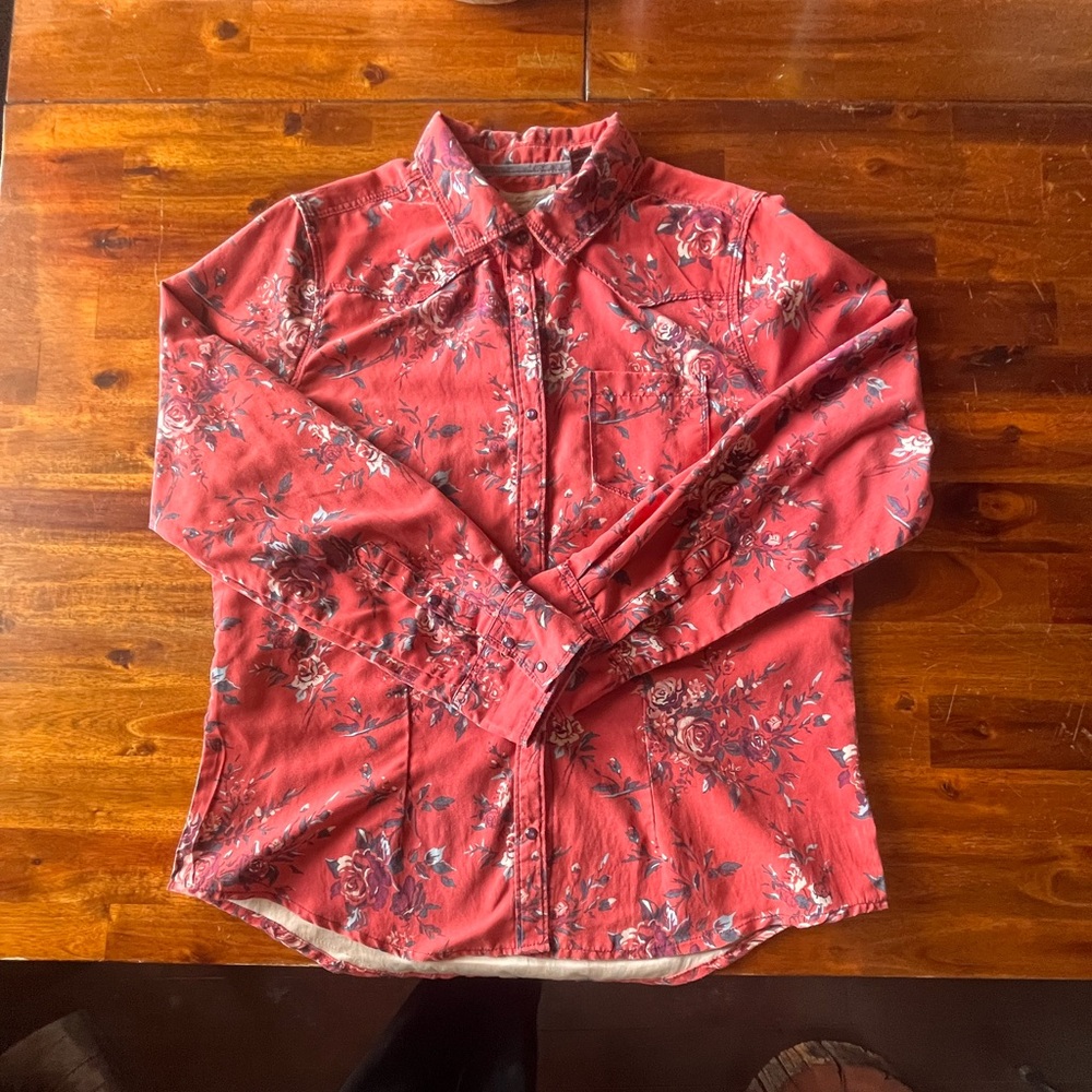 Women's Red Floral Pearl Snap Western Shirt